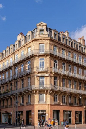 Cœur Capitole 122m2- Clim - Parking - Ascenseur- Métro